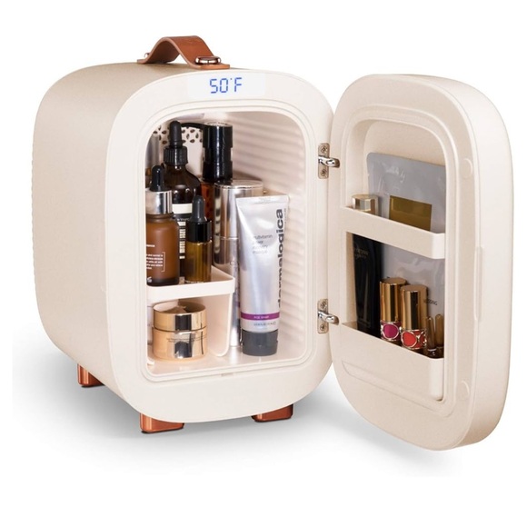 Gubi skincare fridge - Picture 2 of 5